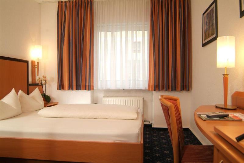 Boutique Hotel Erb Muenchen Parsdorf Vaterstetten Luaran gambar